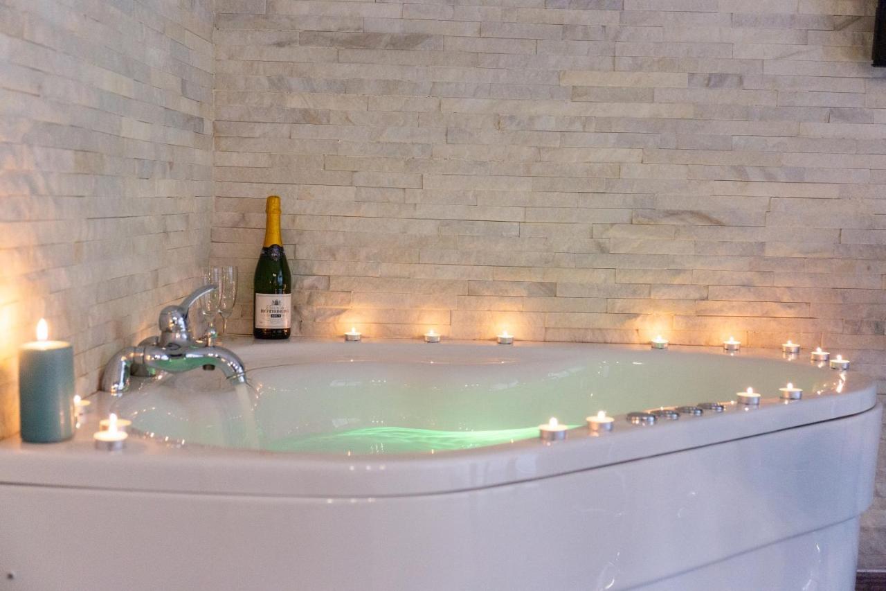 Spa Apartment Nalis Ni Buitenkant foto
