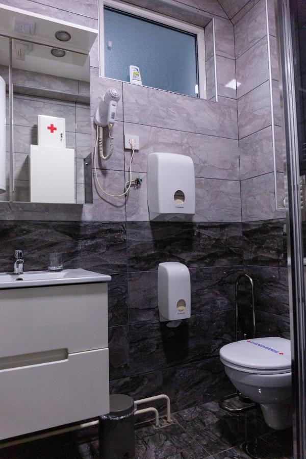 Spa Apartment Nalis Ni Buitenkant foto