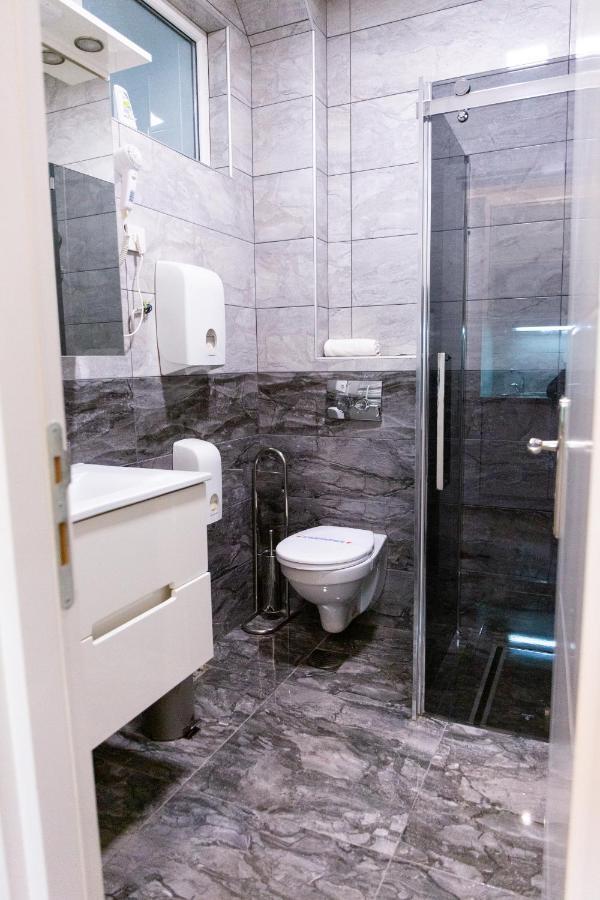 Spa Apartment Nalis Ni Buitenkant foto