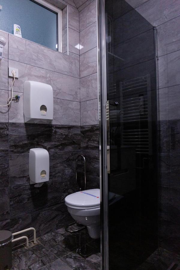 Spa Apartment Nalis Ni Buitenkant foto